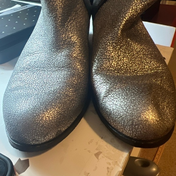 Sam Edelman James Metallic Silver Leather Zip-Up Ankle Boots Womens Size 7.5 - Picture 9 of 10